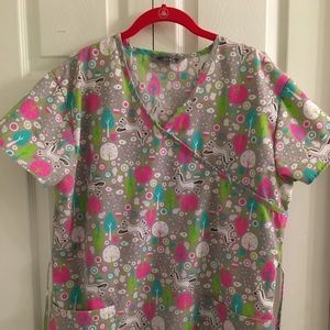 👚Unicorn🦄  scrub top